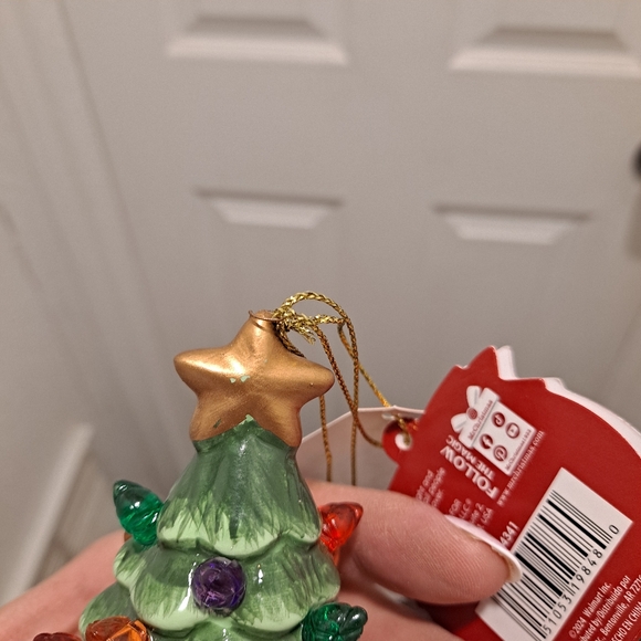 Vintage style mini lighted Christmas tree - Picture 8 of 9